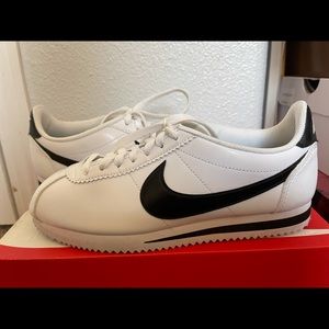 COPY - Nike cortez